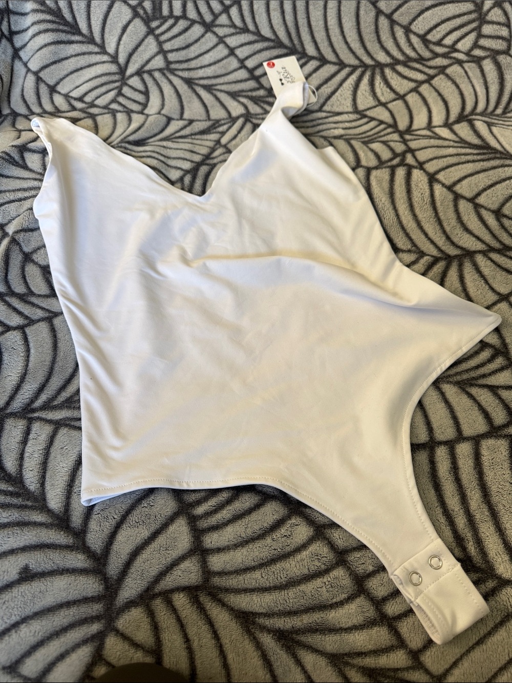 NWT White Deep V Neck Bodysuit Women’s Large